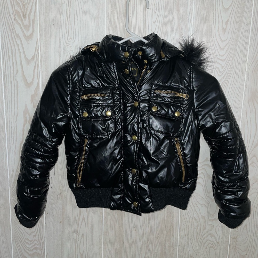 Girls size 4/5 winter puffer jacket NWOT so cute black with faux fur hood